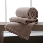 Manta_Casal_Home_Design_Lisa_Na_Cinta_100%_Poliéster_Taupe_1,80x2,20m_-_Corttex