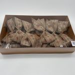 Laço_Natalino_Tecido_Bege_Caixa_com_12_Unidades_Ref.CXF550_Galpão_das_Flores