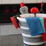 Balde_Retrátil_Plástico_Branco_E_Cinza_10_Litros_Ref.126032809165_Powermaid