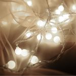 Pisca-pisca_80_Leds_Branca_8_Funções_Fio_Transparente_1,5_Metros_127v_-_honeyhome