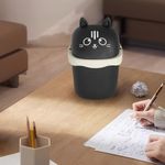 Lixeira_1,5l_Com_Tampa_Gato_Plástico_Preto_Detalhe_Branco_Ref.GAT01_Keita