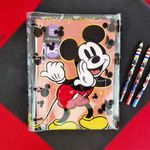 Fichário_Universitário_Mickey_Pvc_Cristal_Com_Botões_192_Folhas_Ref.4584_Dac