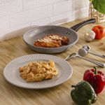 Descascador_de_Legumes_Chef_Pro_Liga_de_Zinco_Cabo_Antiderrapante_18cm_71878_-_Wolff