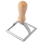 Cortador_de_Ravioli_Quadrado_Aço_Inox_Borracha_E_Madeira_6,9x6,9x10,5cm_LM2615_-_honeyhome