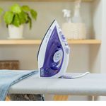 Ferro_de_Passar_À_Vapor_Base_Antiaderente_Roxo_1200w_127v_Ref.FX1050BR_Black_&_Decker